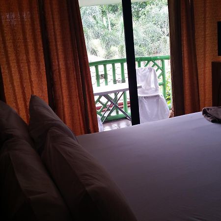 Casa De Miguelitos Hotel Tagaytay City Exterior foto