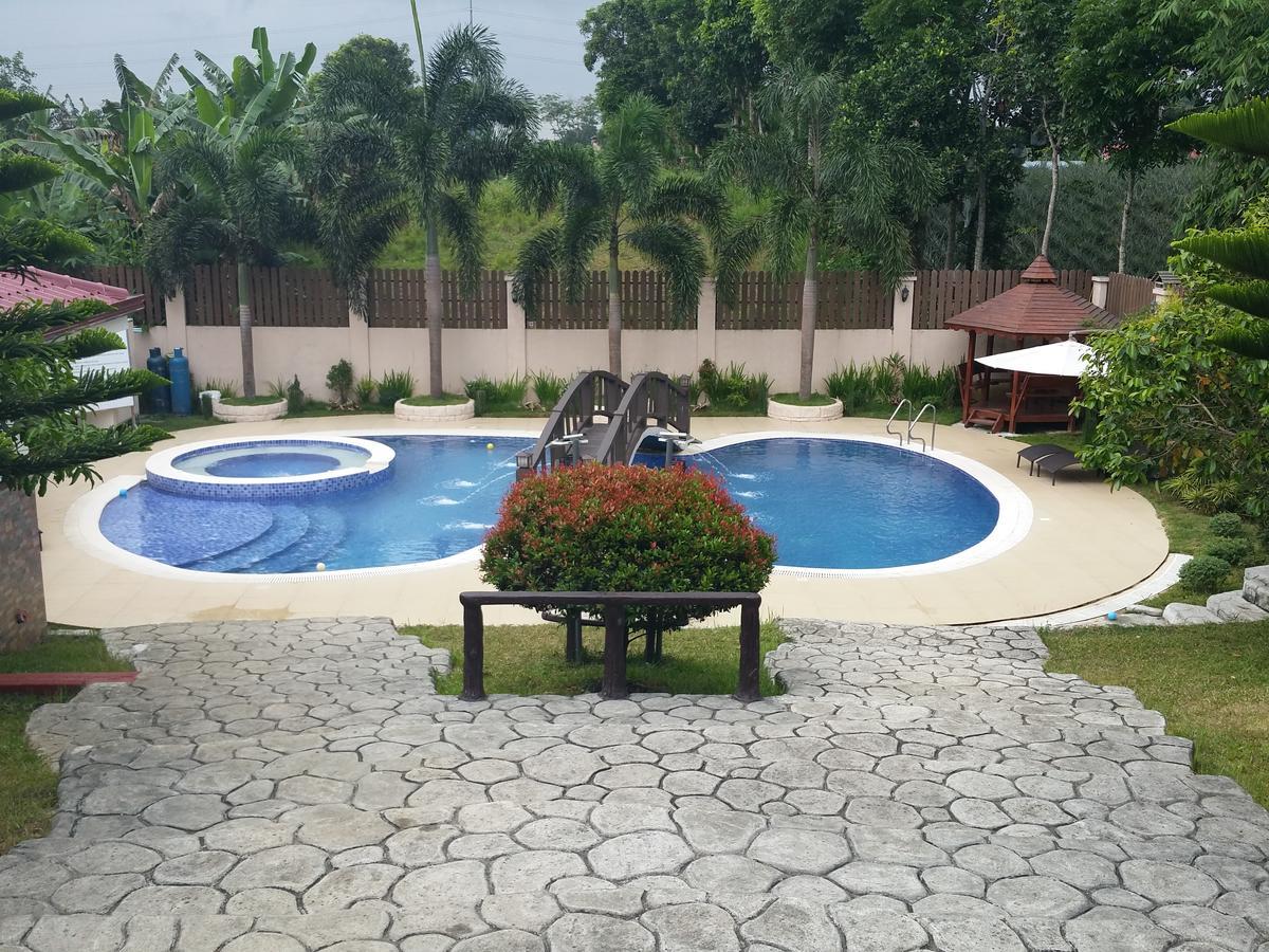 Casa De Miguelitos Hotel Tagaytay City Exterior foto